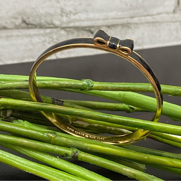 KATE SPADE Black Take A Bow Enamel Layering Stackable Bangle Bracelet - Picture 6 of 16